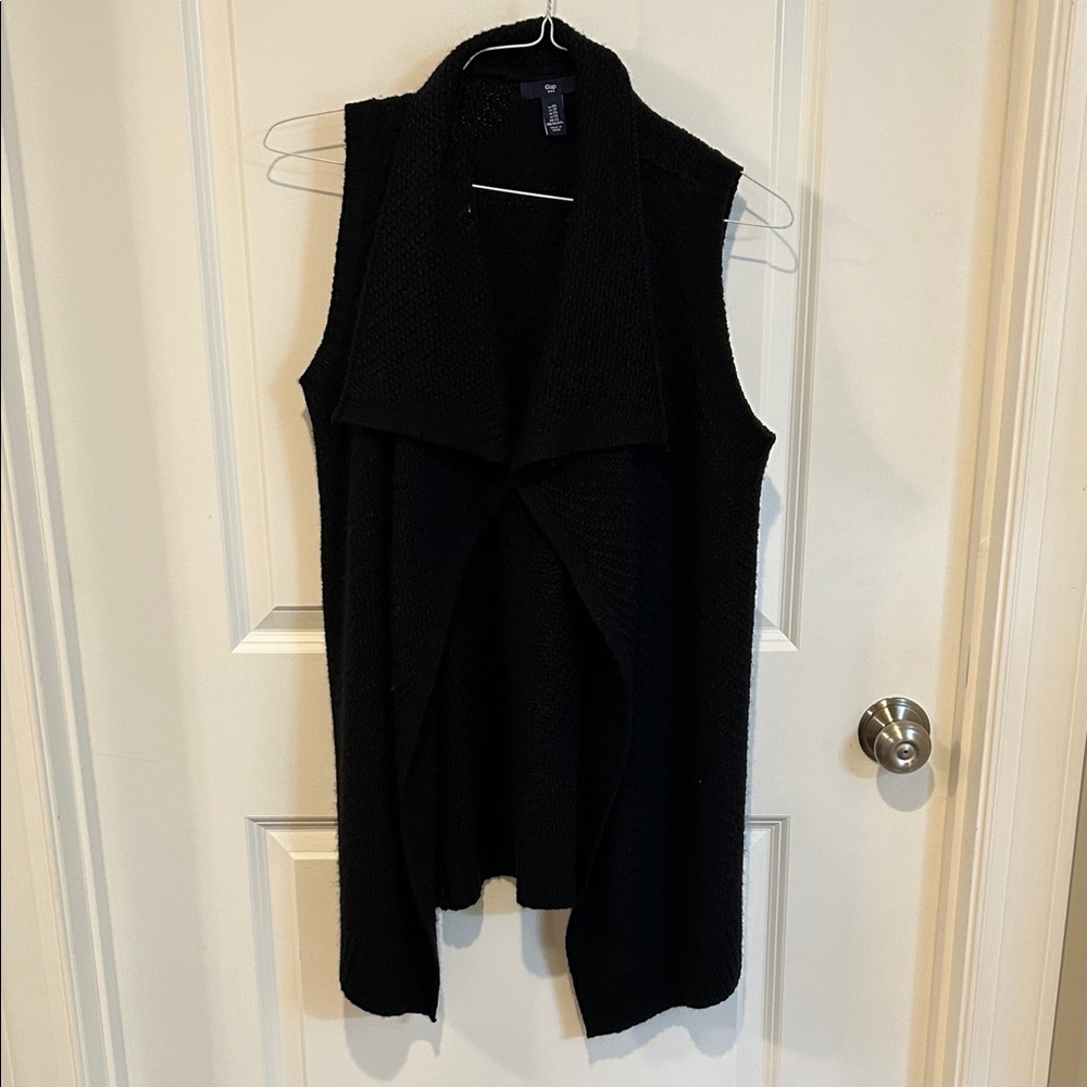 GAP Black Sleeveless Cardigan